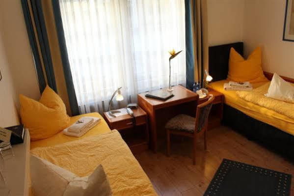 Hotel Merlin Garni Köln Exteriör bild
